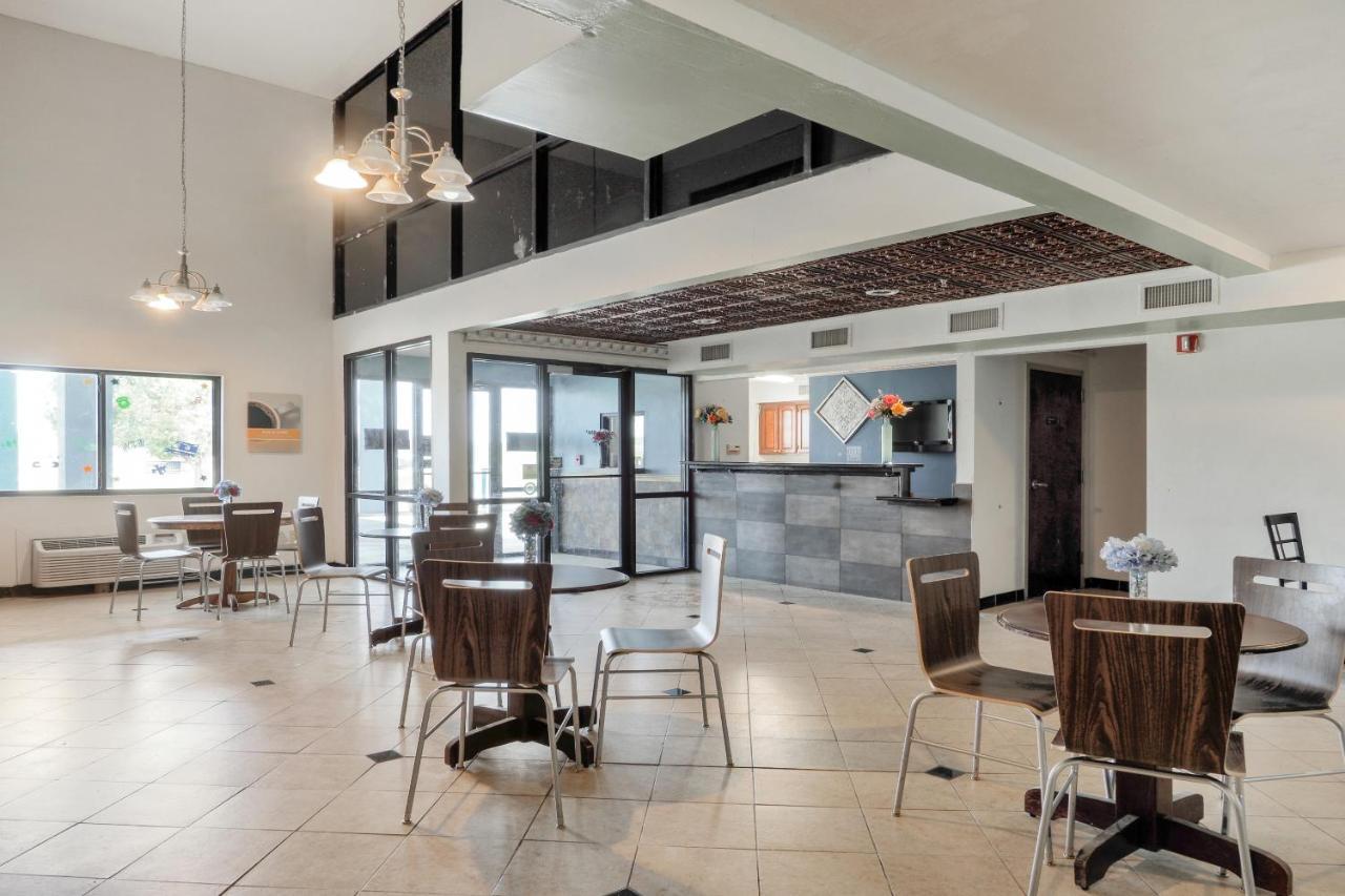 Lonestar Inn & Suites, Erick Ok Hwy 40 By Oyo Экстерьер фото