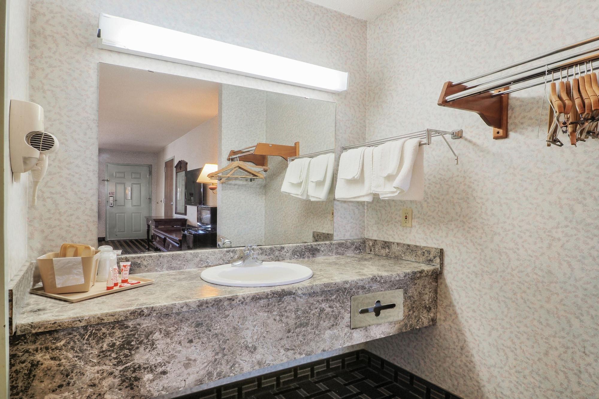Lonestar Inn & Suites, Erick Ok Hwy 40 By Oyo Экстерьер фото